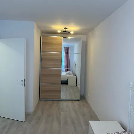 Hils Pallady - Amy * Bucharest